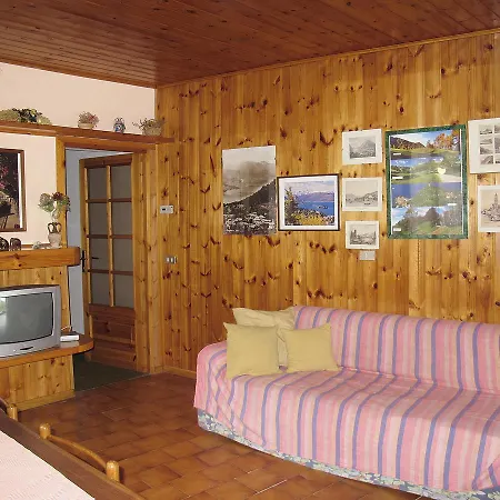 Locazione Turistica Casa Maresi * ורנה