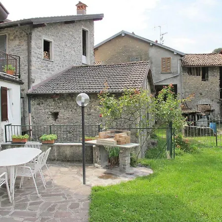 Locazione Turistica Casa Maresi * 바레나