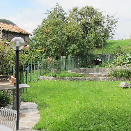 Locazione Turistica Casa Maresi 아파트 *